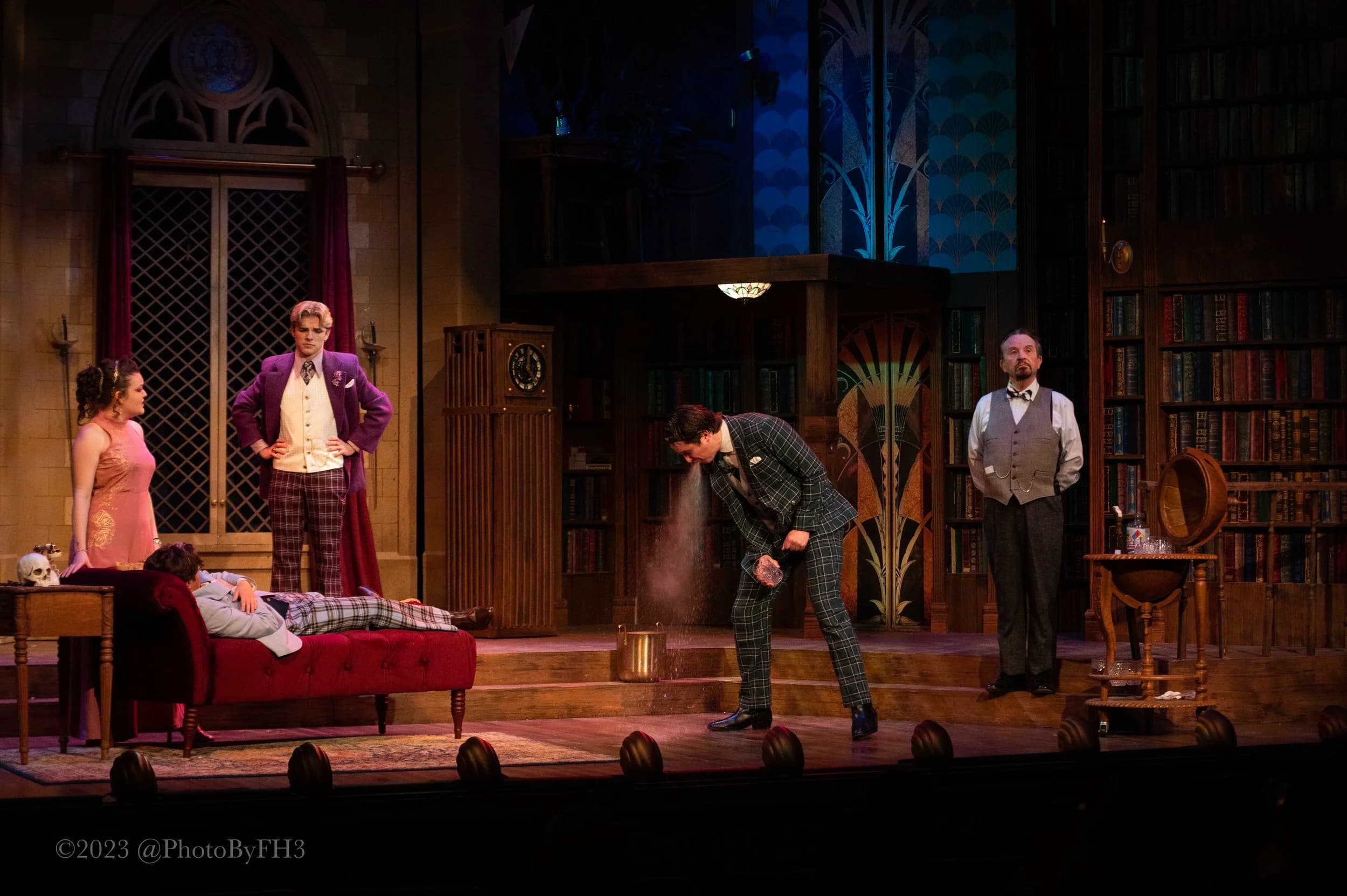 The Play That Goes Wrong — photo 1