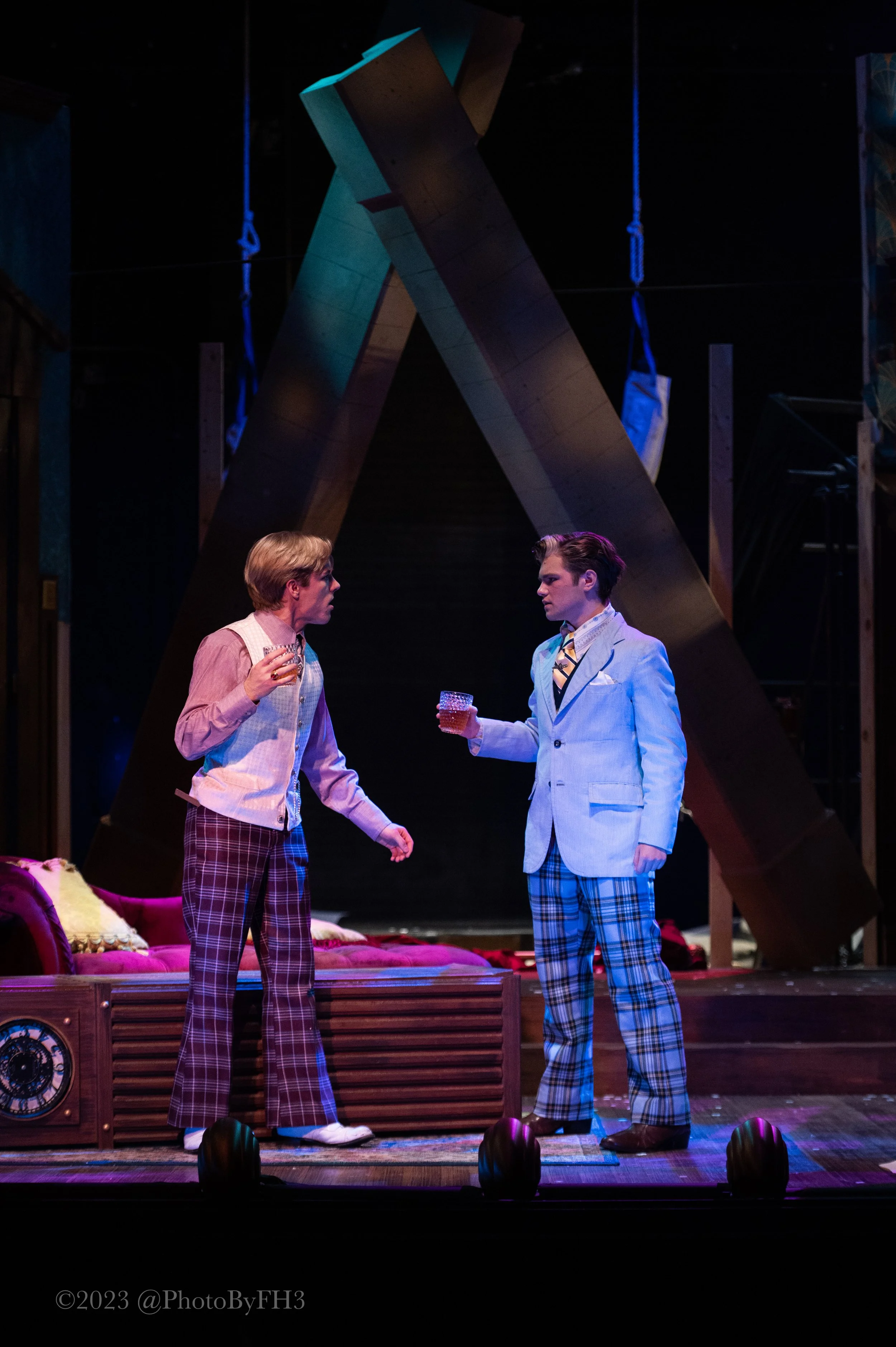 The Play That Goes Wrong — photo 2